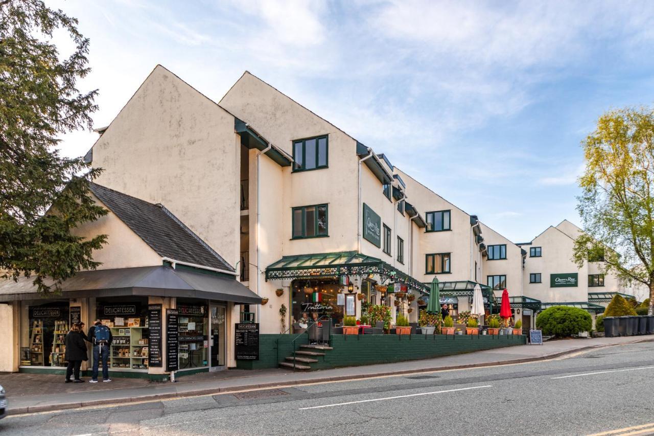 Luxury 2 Bed Room Lake View Apt Bowness Parking Exterior photo